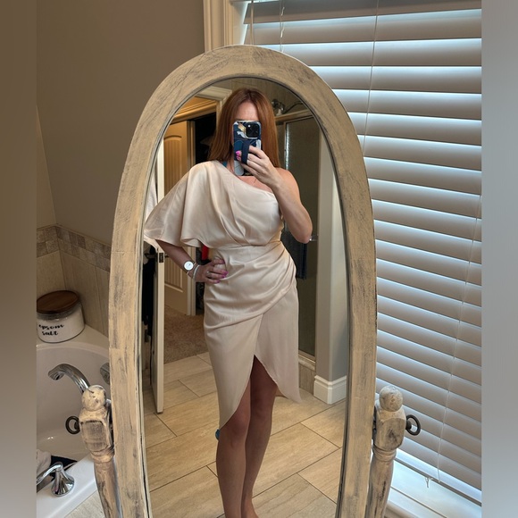 Cupshe One Shoulder Dress - Picture 3 of 3